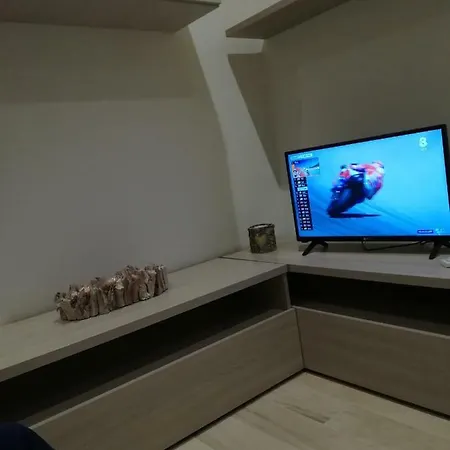 Casa Anna Via William Burgo 4 *